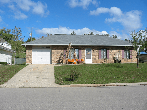 brick three-bedroom ranch house brick three-bedroom ranch house