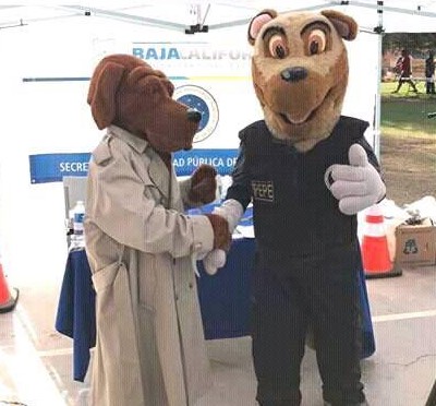 Crime dogs American McGruff and Mexican PEPE meet for first time ever.
