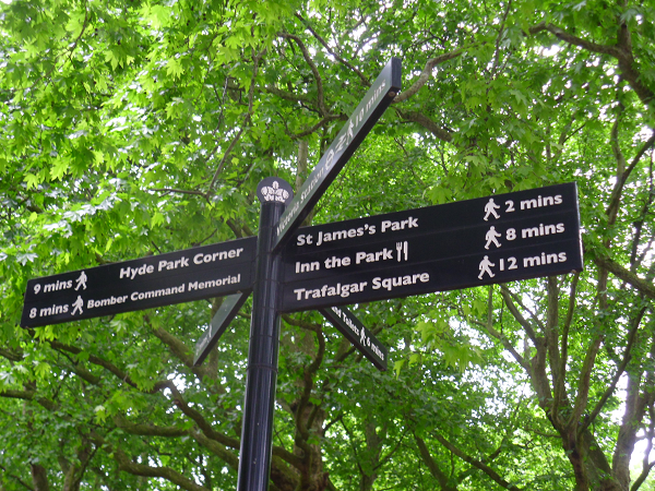 London walking time sign