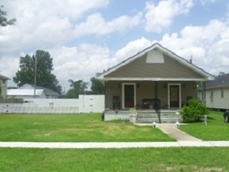 single-family home with fence that might raise zoning questions